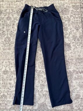 FIGS Navy Kade Cargo Scrub Pants Women’s XS